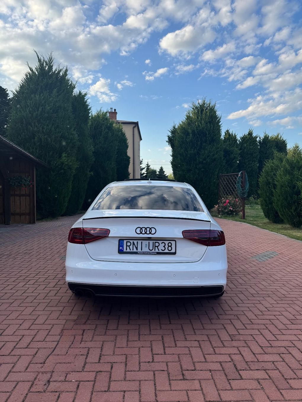 Audi A4 Audi A8 B8 LIFT Quattro