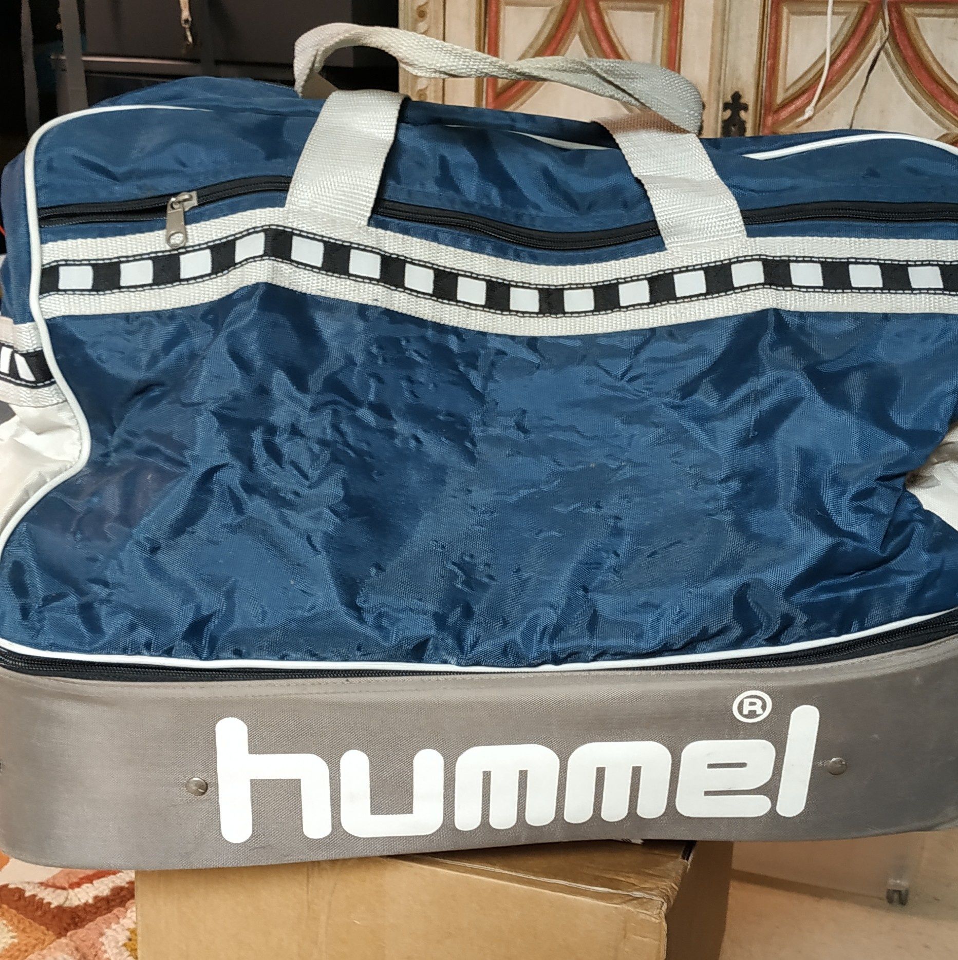 Saco de desporto marca Hummel