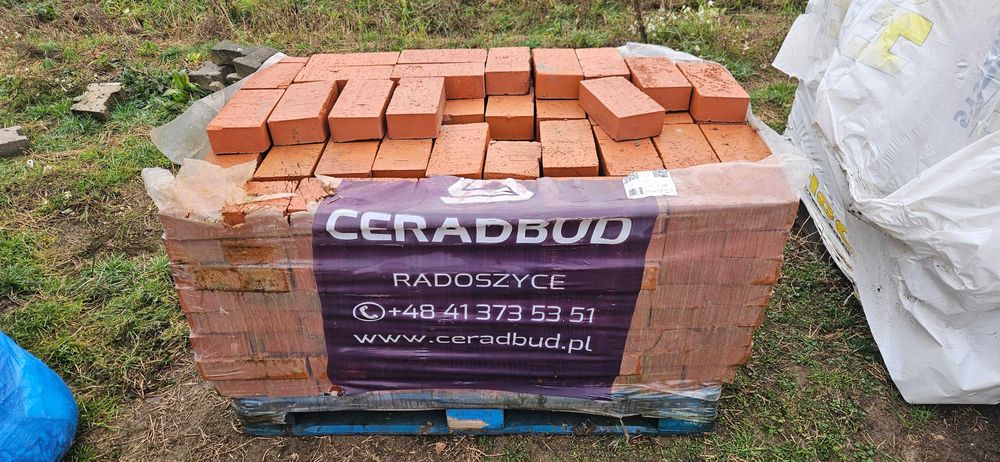 Sprzedam pozostałosci po budowie