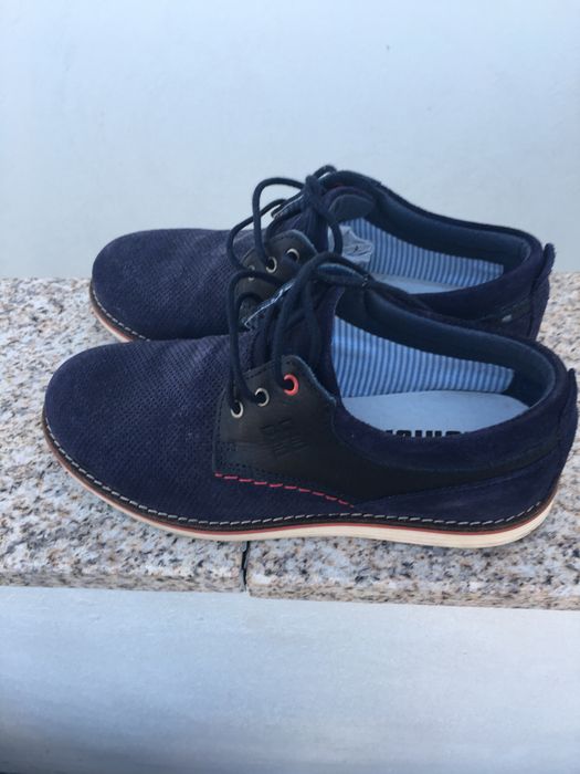 Sapatos de menino tamanho 31