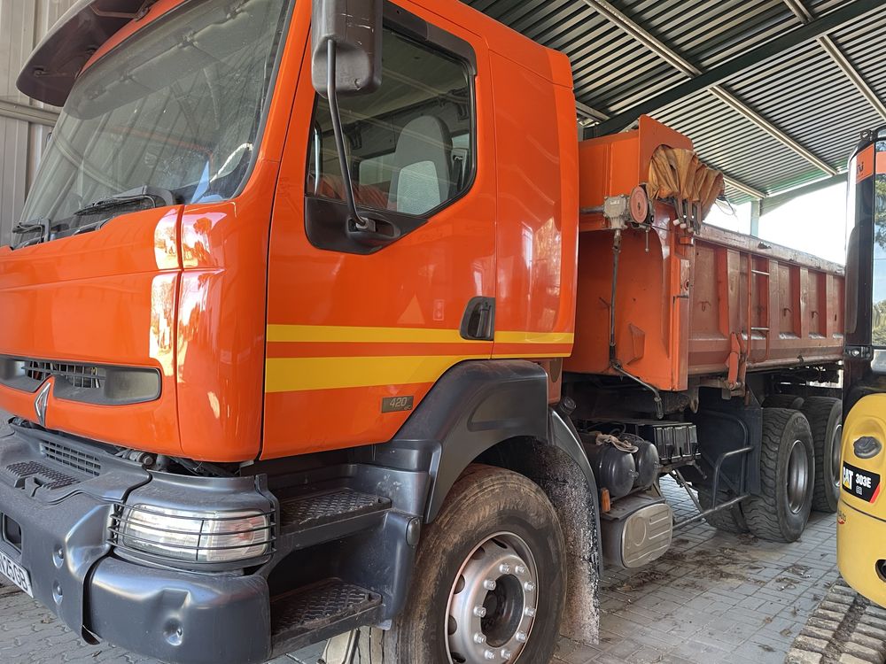 Renault Kerax 6x4 basculante