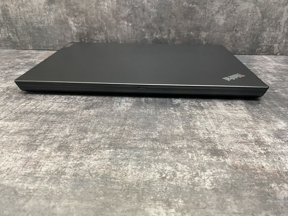 Lenovo ThinkPad T15p i7-10750H 16Gb 512Gb 15,6” FHD IPS GTX 1050 4Gb