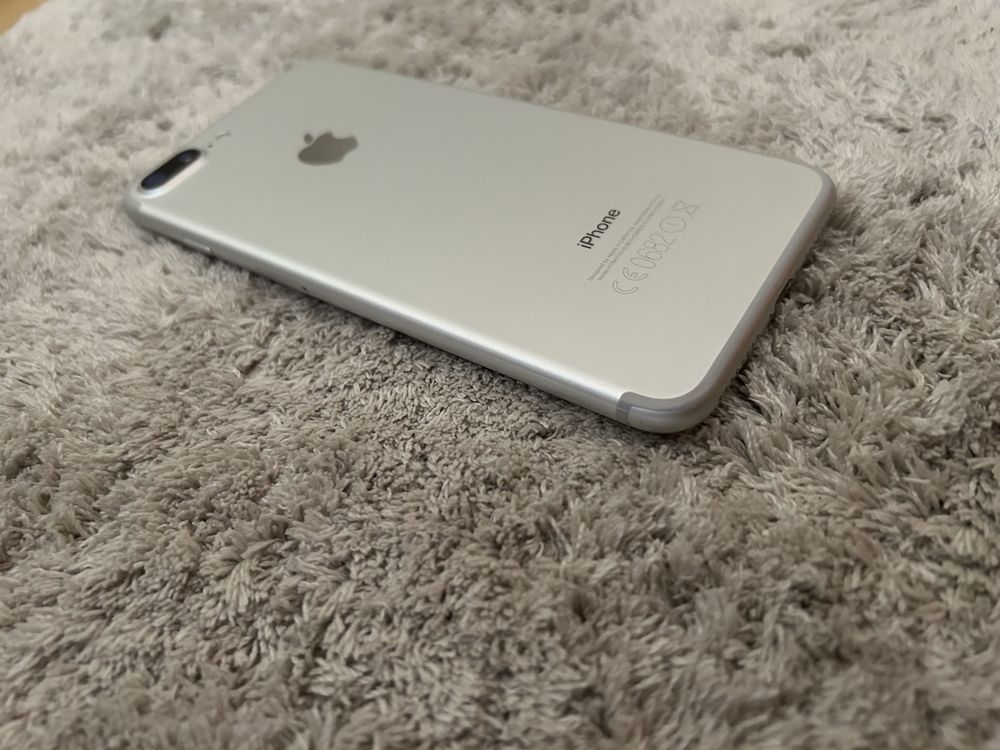 Apple iPhone 7 plus silver 32 gb