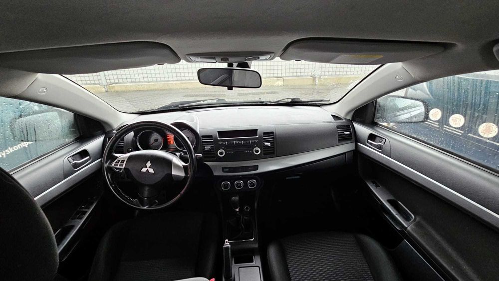Mitsubishi Lancer 1.5b 109KM