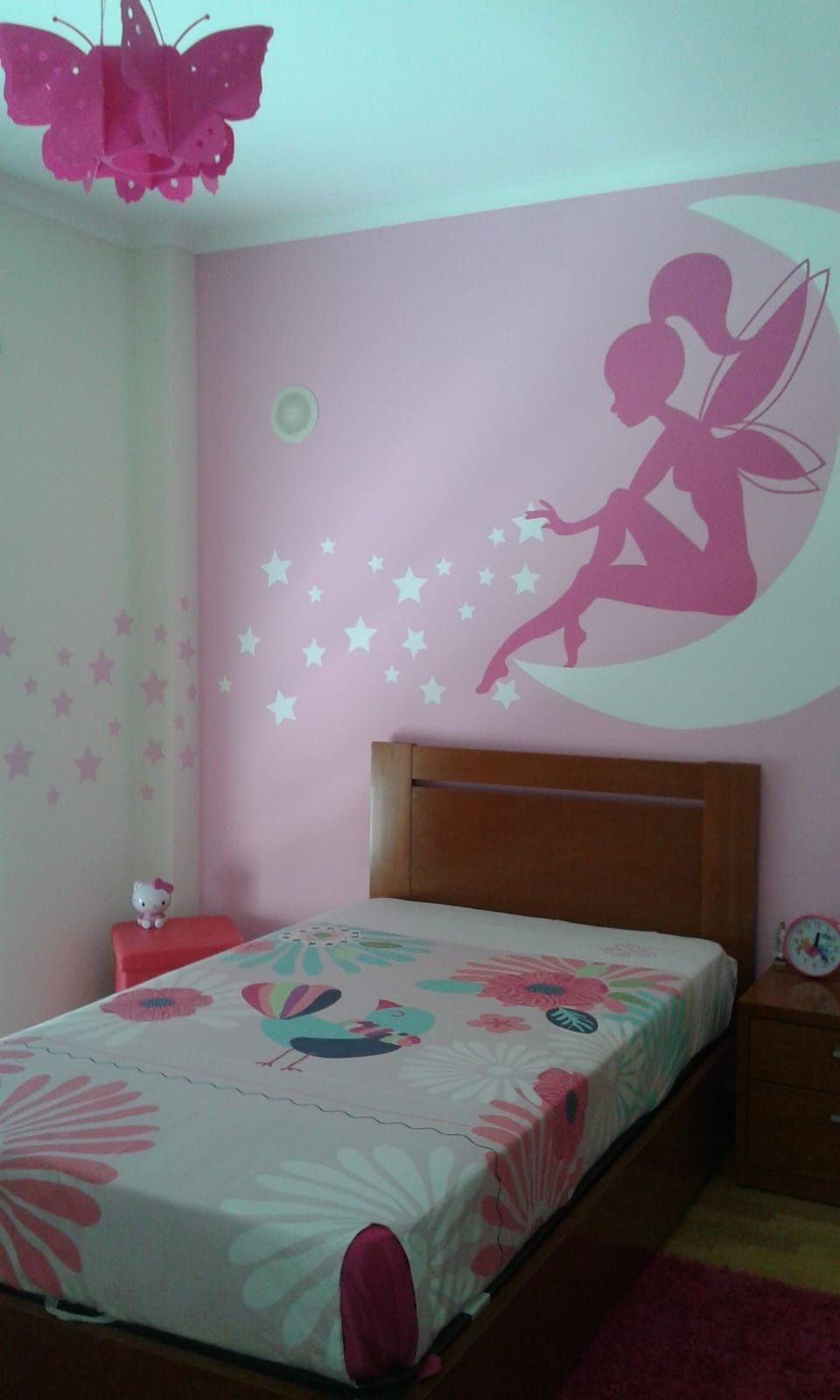 Cama em madeira maciça