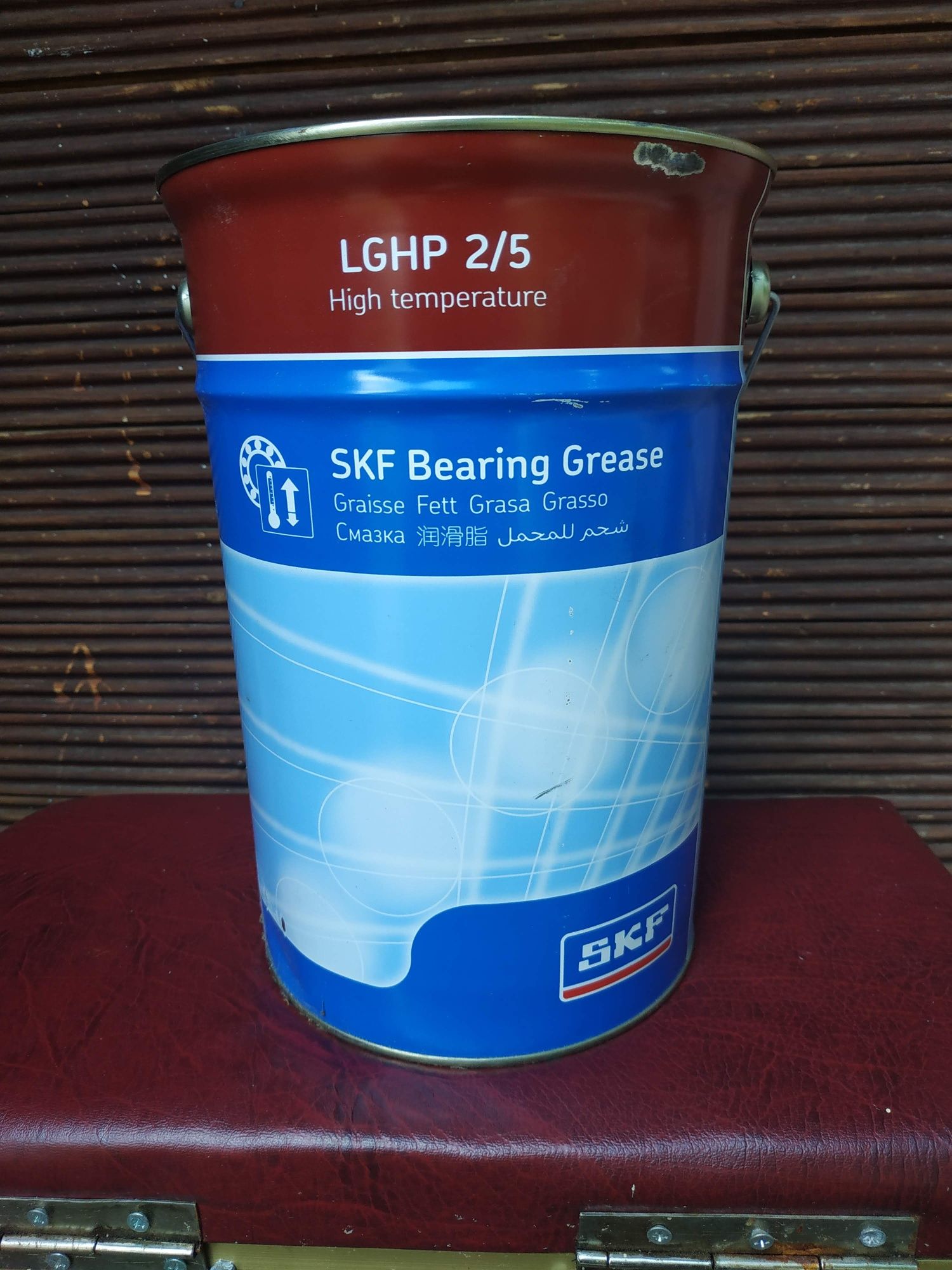 Высокотемпературная пластичная смазка  SKF LGHP 2