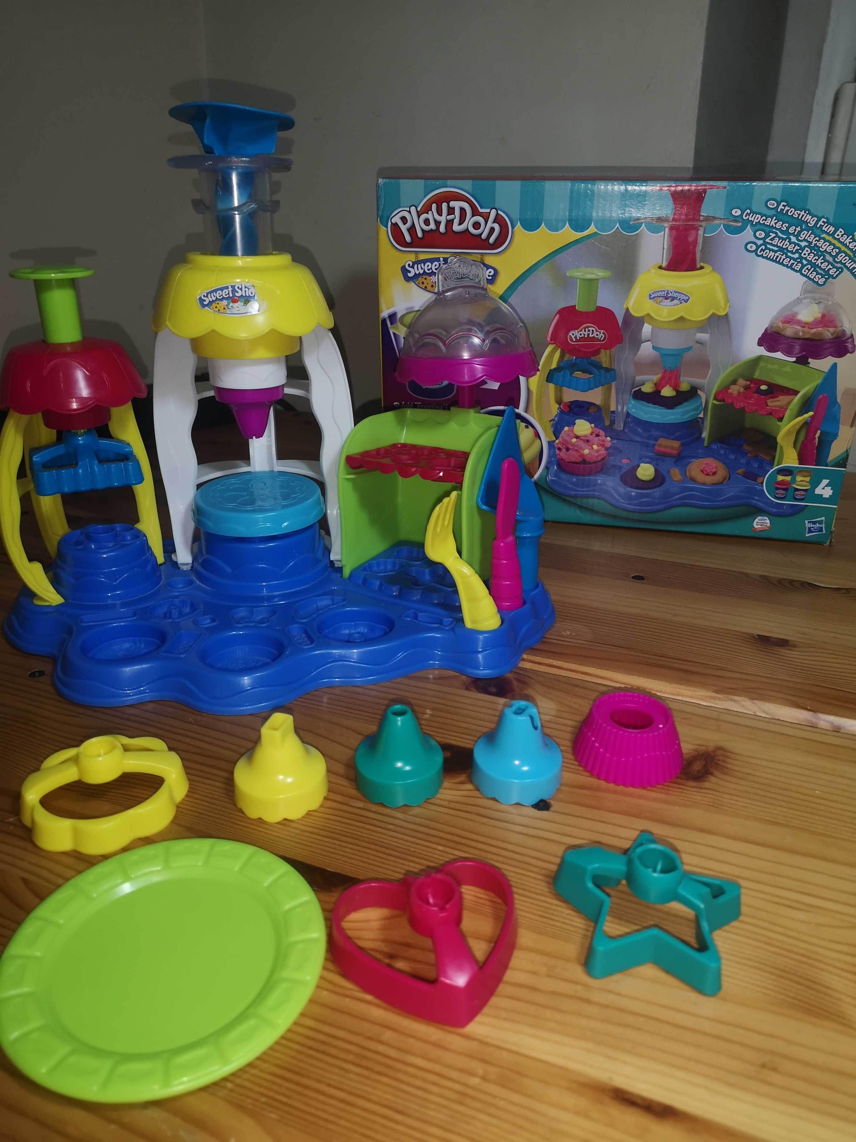 Play-Doh Sweet Shoppe ciastolina cukiernia kompletny karton