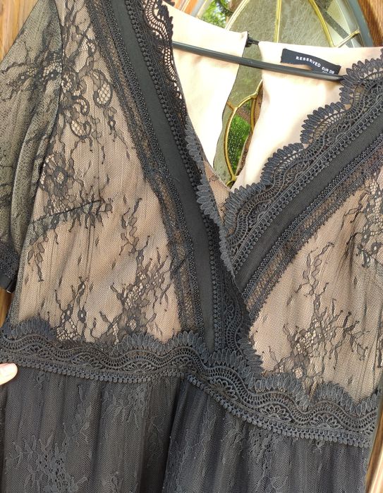 Koronkowa sukienka Reserved rozmiar M