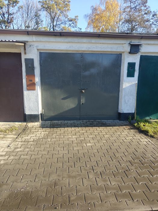 GARAŻ obok Silesia City Center i Dębowych Tarasów