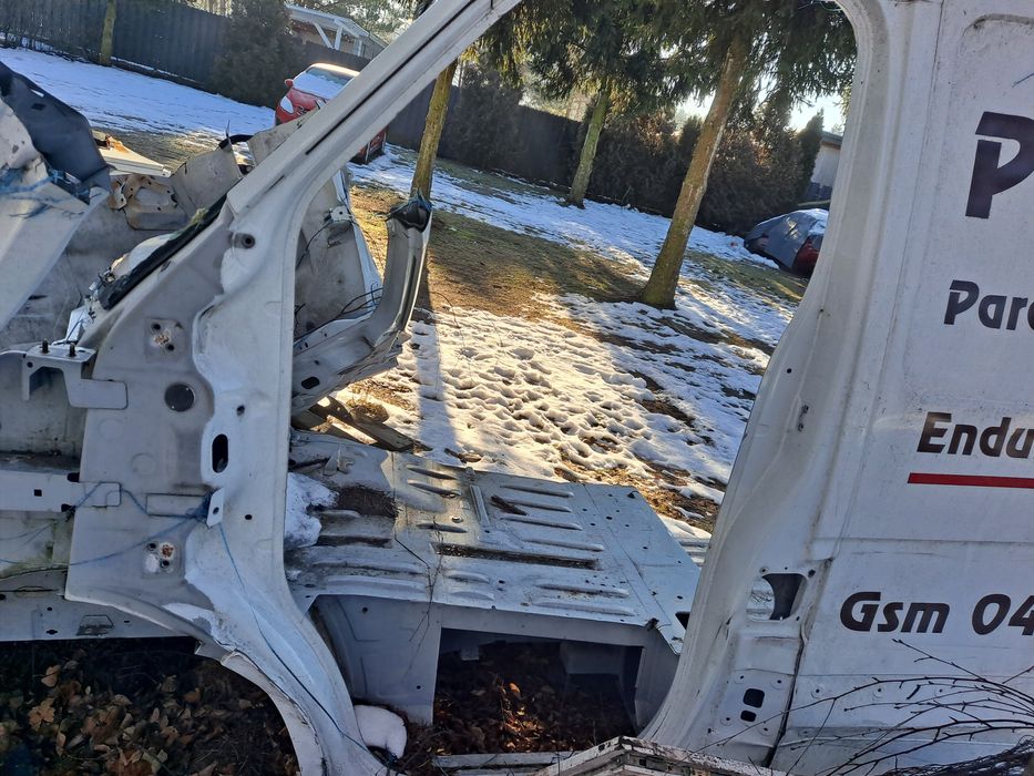 Renault master3 2016r przednia lewą cwiartka