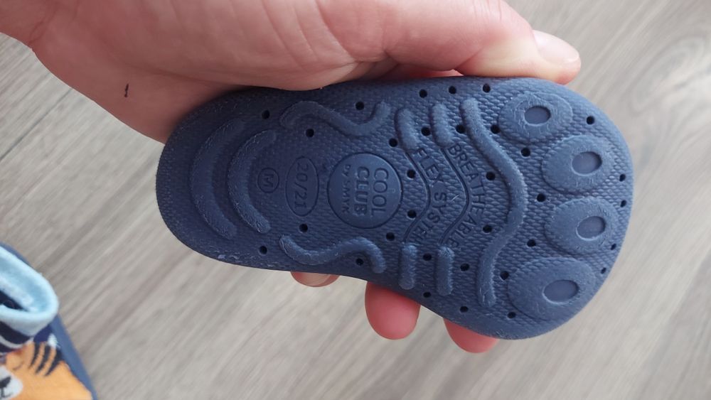 Kapcie 20/21 ze Smyka Barefoot jak Attipasy 12,5 cm do żłobka