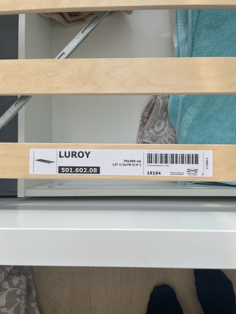 Cama Malm + 2 gavetas + estrado + colchao
