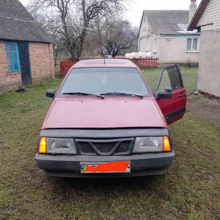 Продам ваз 2109.