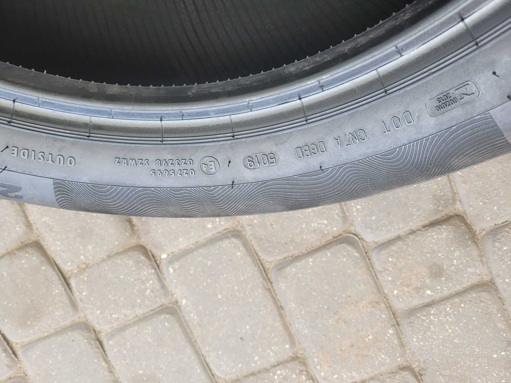 235 / 55 R 17    Continental