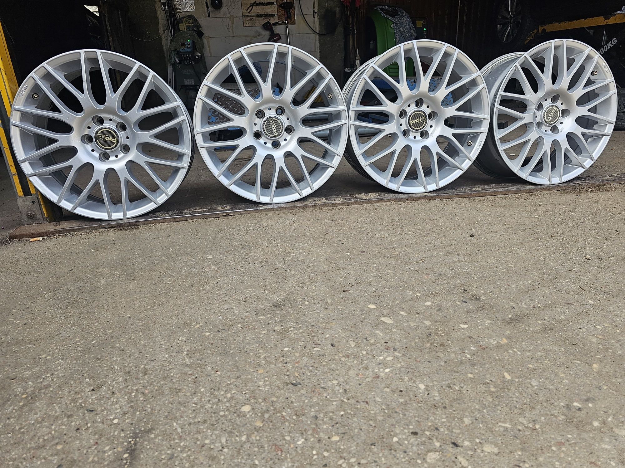 Felgi Aluminiowe Audi A4 B8-B9 R18 5x112 ET35-8J