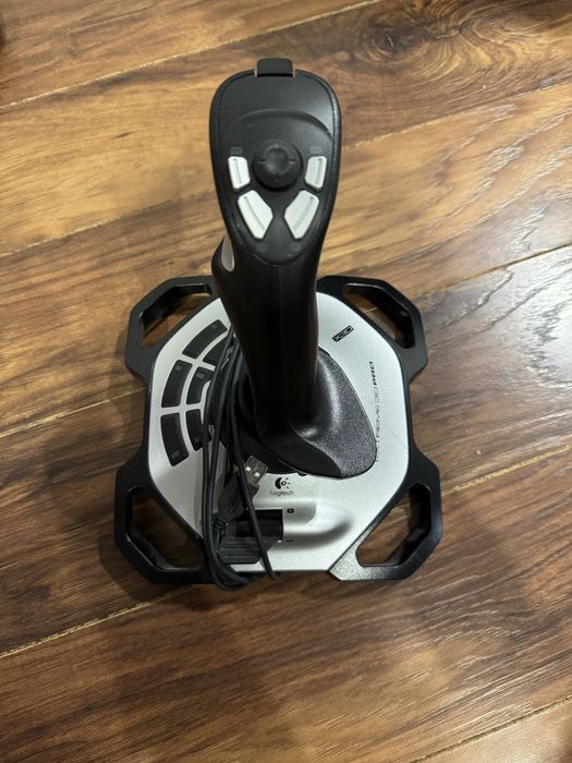 Джойстик Logitech Extreme 3d Pro