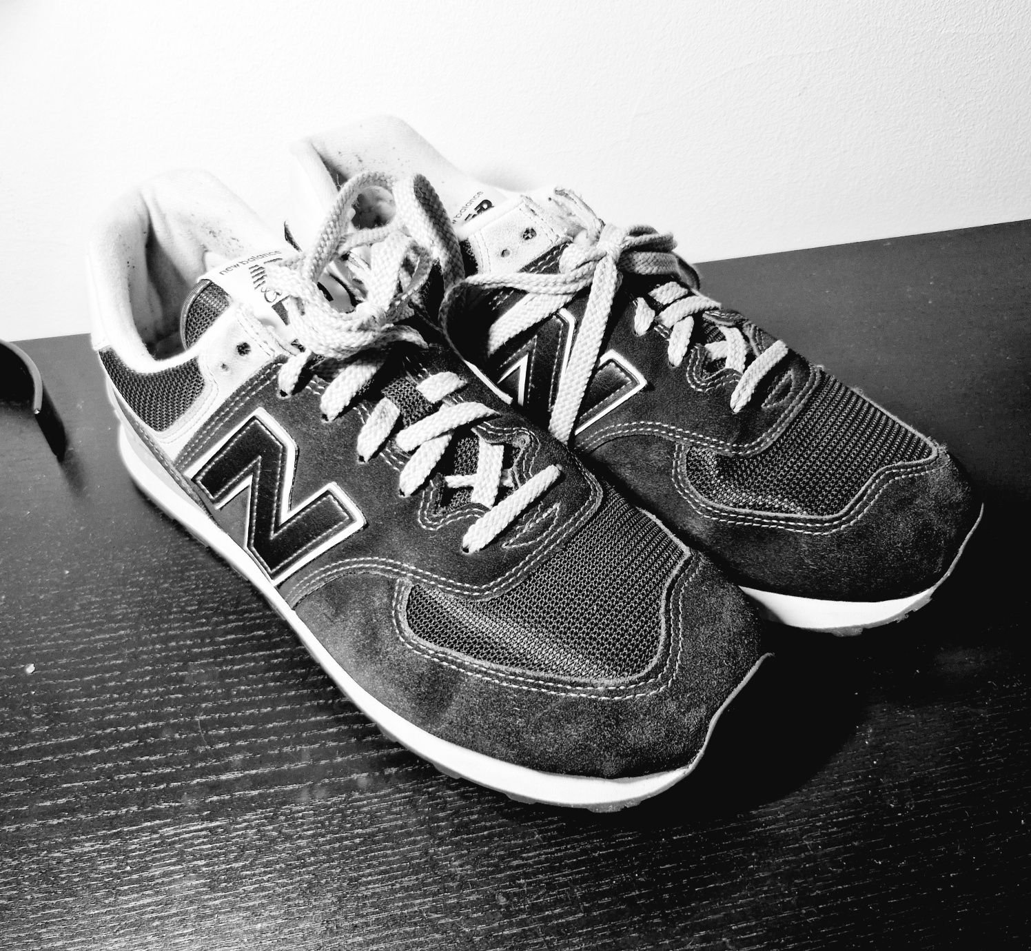 Tenis New Balance 574 s/ novos n45.5- 46 em preto
Excelente estado
Igu