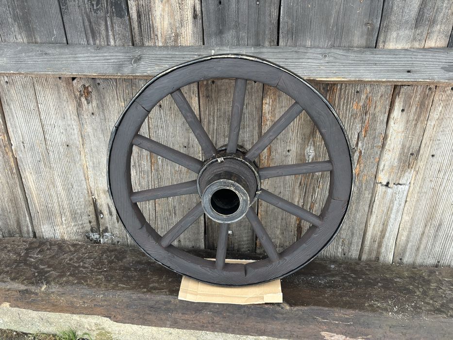Stare koło drewniane od wozu PO RENOWACJI
