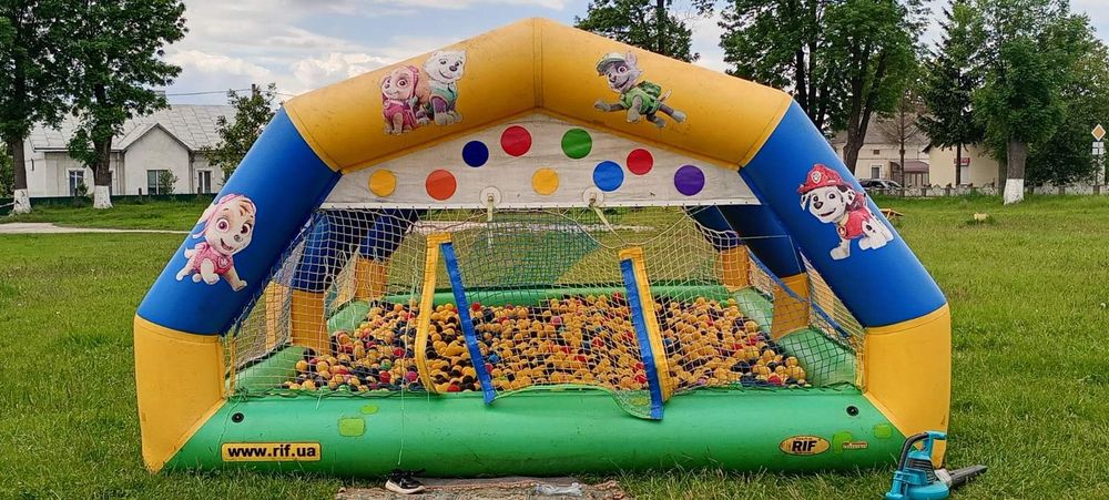 Надувні гірки, басейни, СРОЧНО!!!
