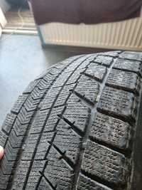 Резина Bridgestone 235/45 r18