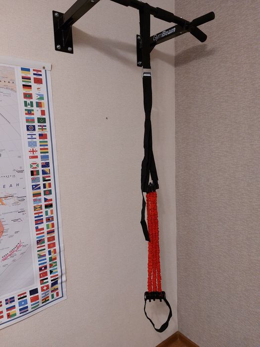 Резинка-тренажер для підтягування на турніку