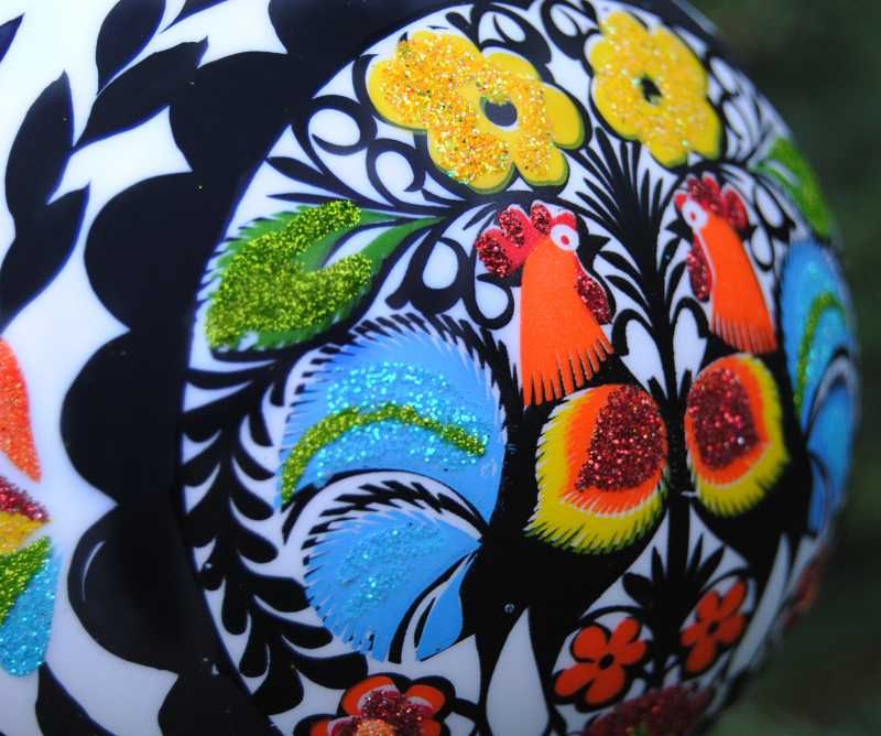 Bombka wycinanki łowickie 2 koguty - rękodzieło od Bombkarnia