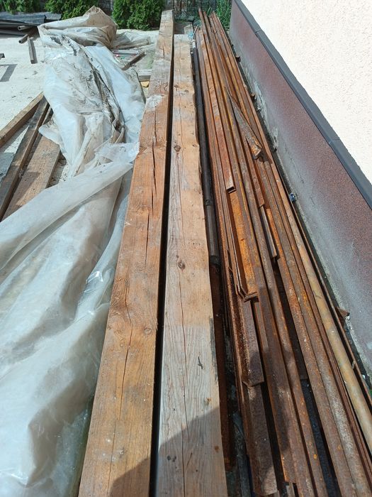 Уголок металічний 45х45 і 40х40.