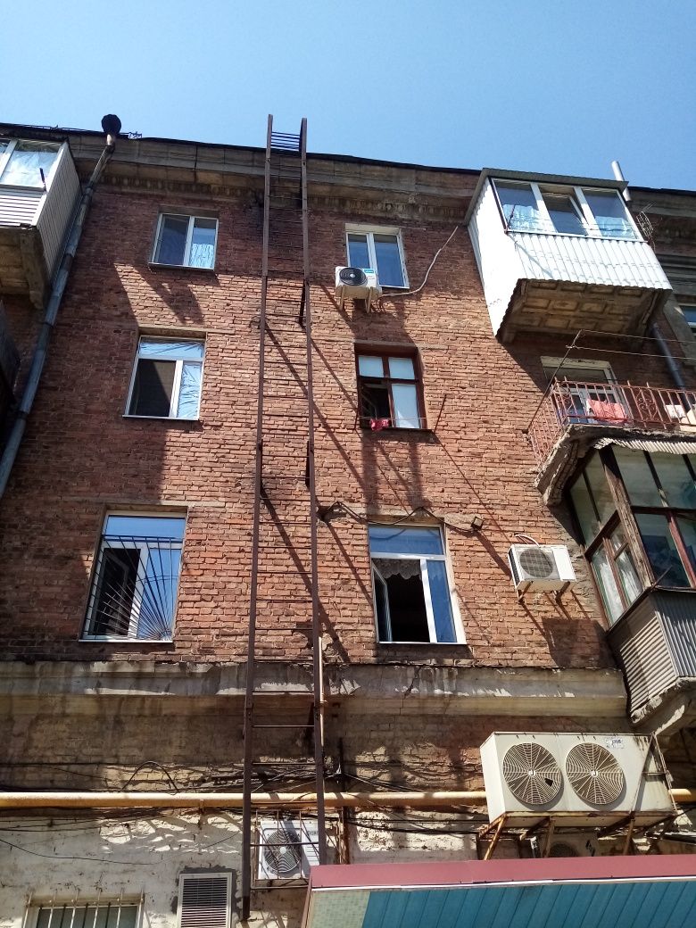 Акция хто первый