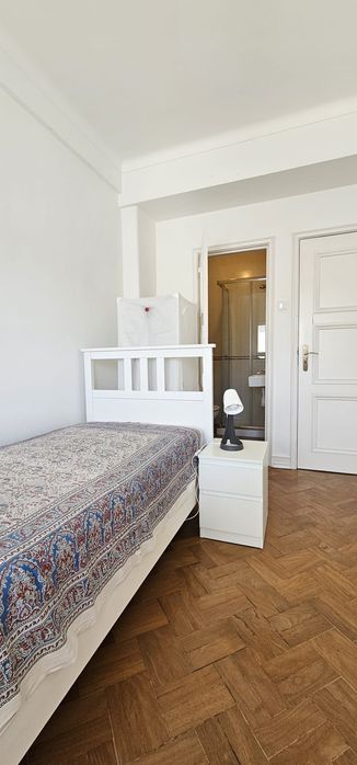 2 Camas solteiro com estrados e colchões