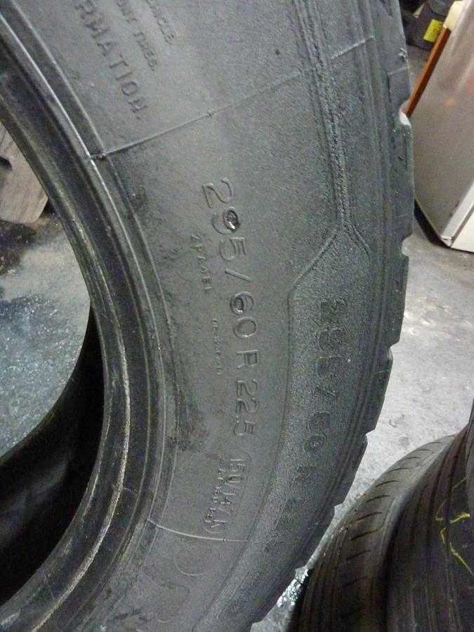 4x Opona używana 295/60R22.5 MICHELIN 249zł C2209