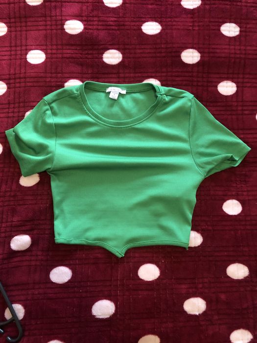 Речі для дівчини ,віддам