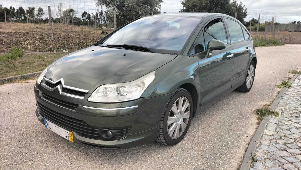 Citroën C4 1.6 HDi 110cv Exclusive (2005) - Único Dono