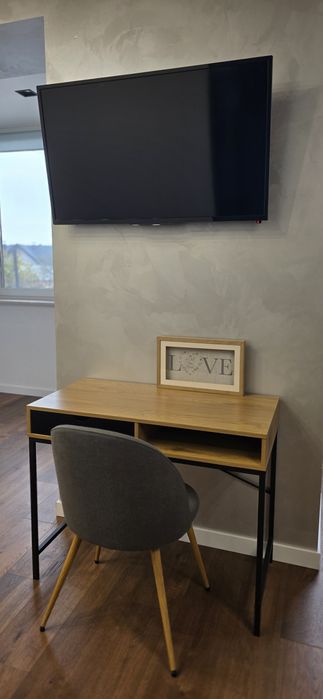 Яровиця 2 поверх подобово та погодинно