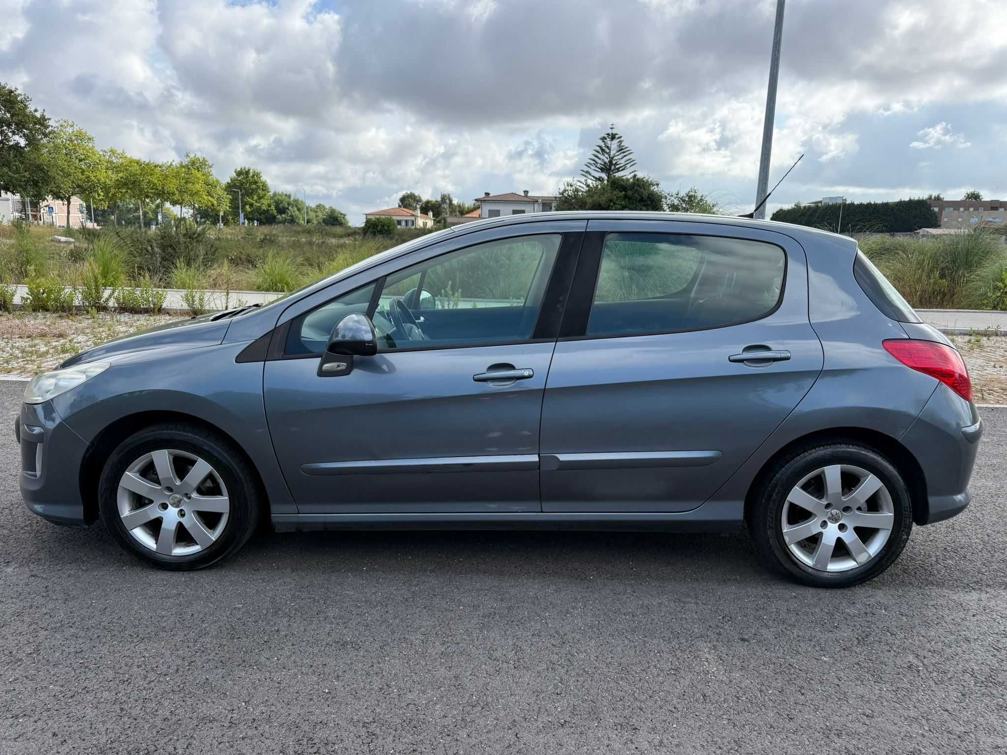 PEUGEOT 308 1.6 HDI