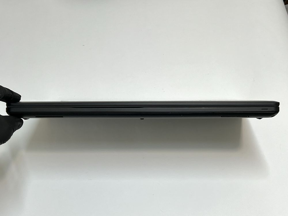 Ноутбук Dell Latitude 5590, HD, і7-8th, RAM-16Gb, SSD-256Gb(№208)