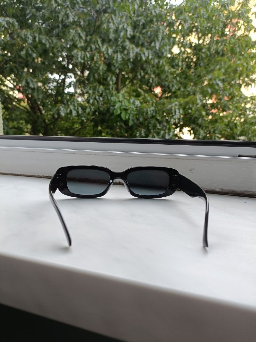 Okulary przeciwsłoneczne czarne