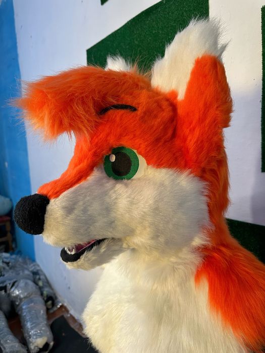 Фурсют лиса партіал маска лиса