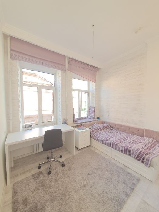 Продам 3кв. Нагорный, р-н п. Шевченко, Жуковского, центр.