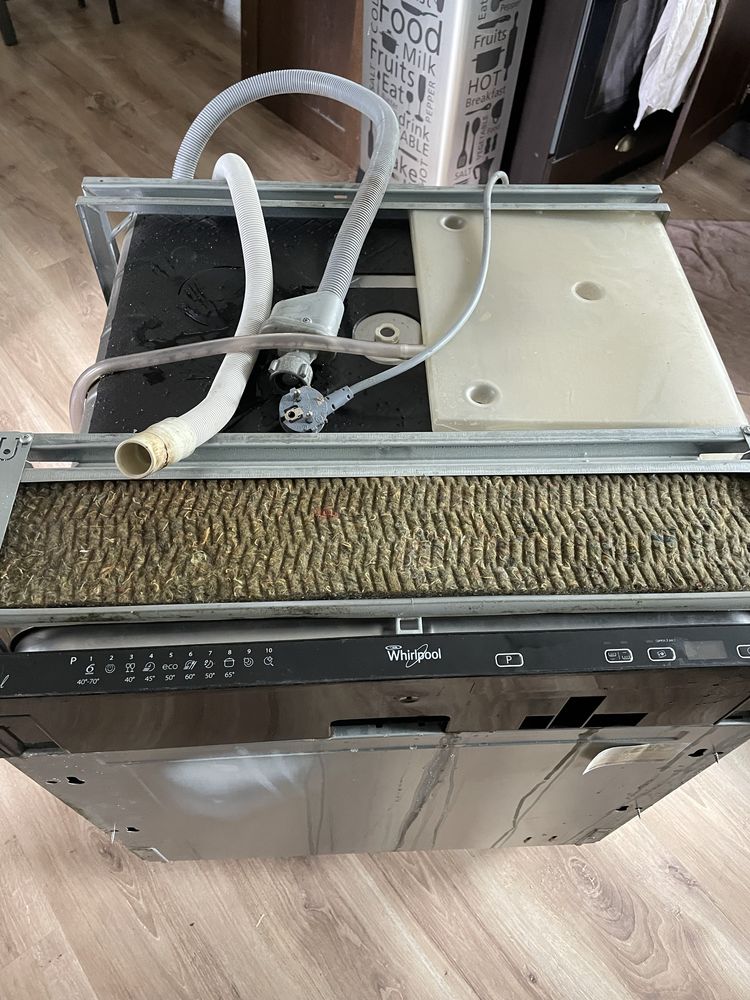 Zmywarka whirpool ADG 6240 / 1 na czesci