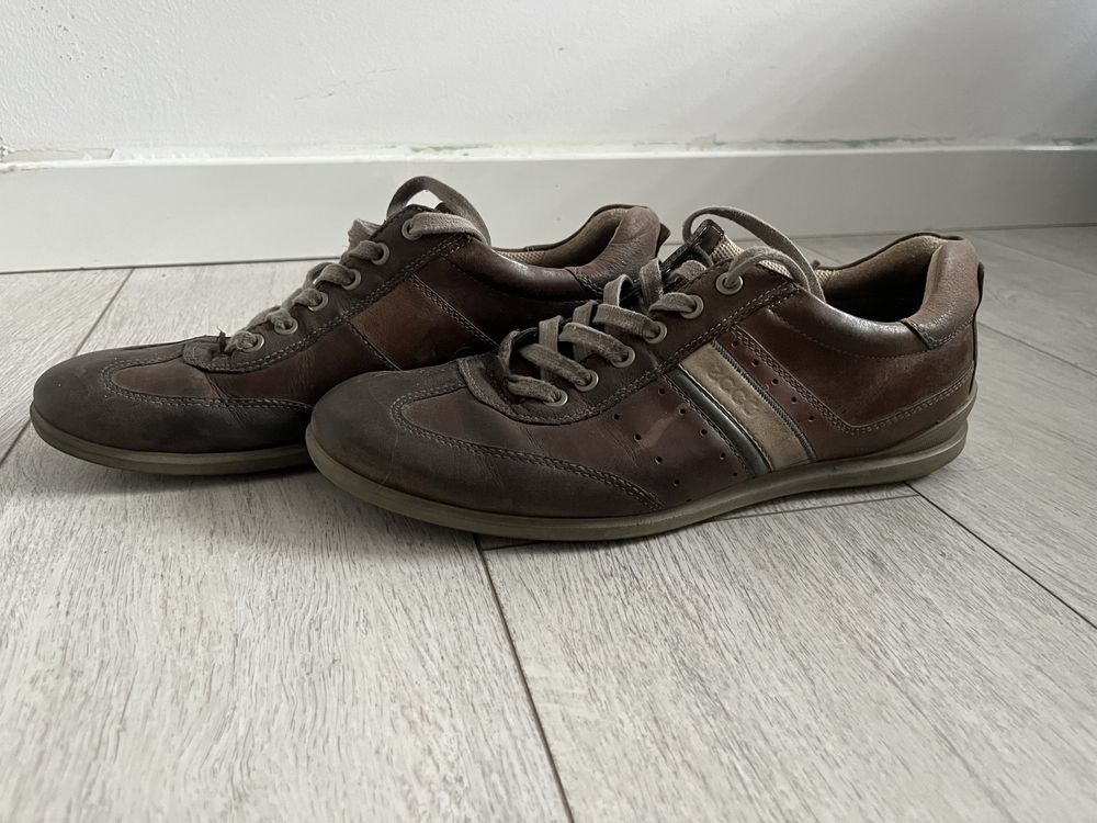 Brazowe męskie buty marki Ecco rozmiar 44 wkładka 28cm