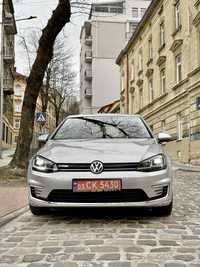 Volkswagen E-Golf Вольксваген е-гольф