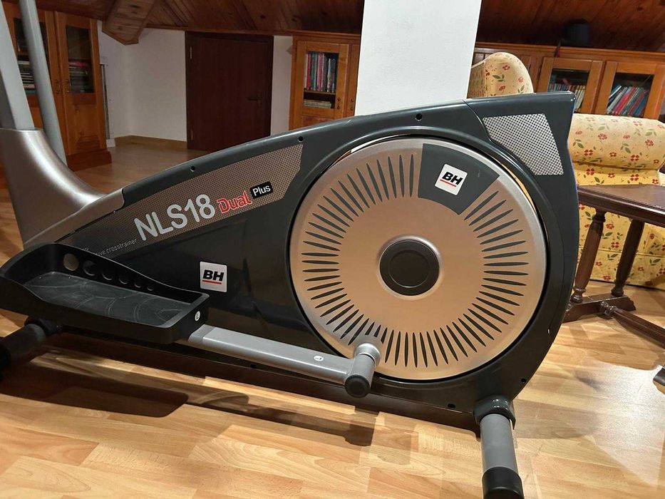Bicicleta Elíptica BH NLS18 Dual Plus