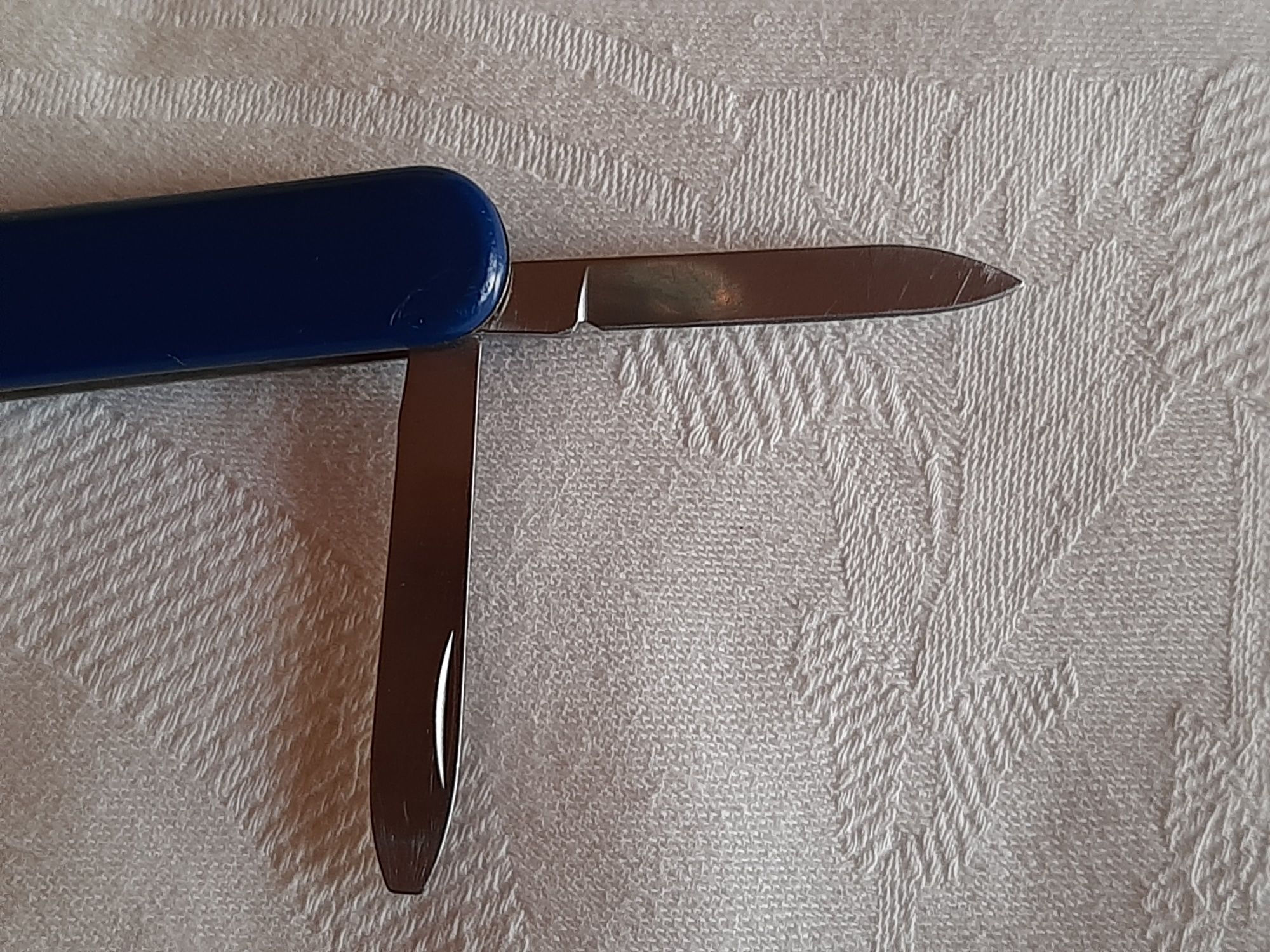 Scyzoryk Victorinox,, mini dl.5,7 cm,,mało używany