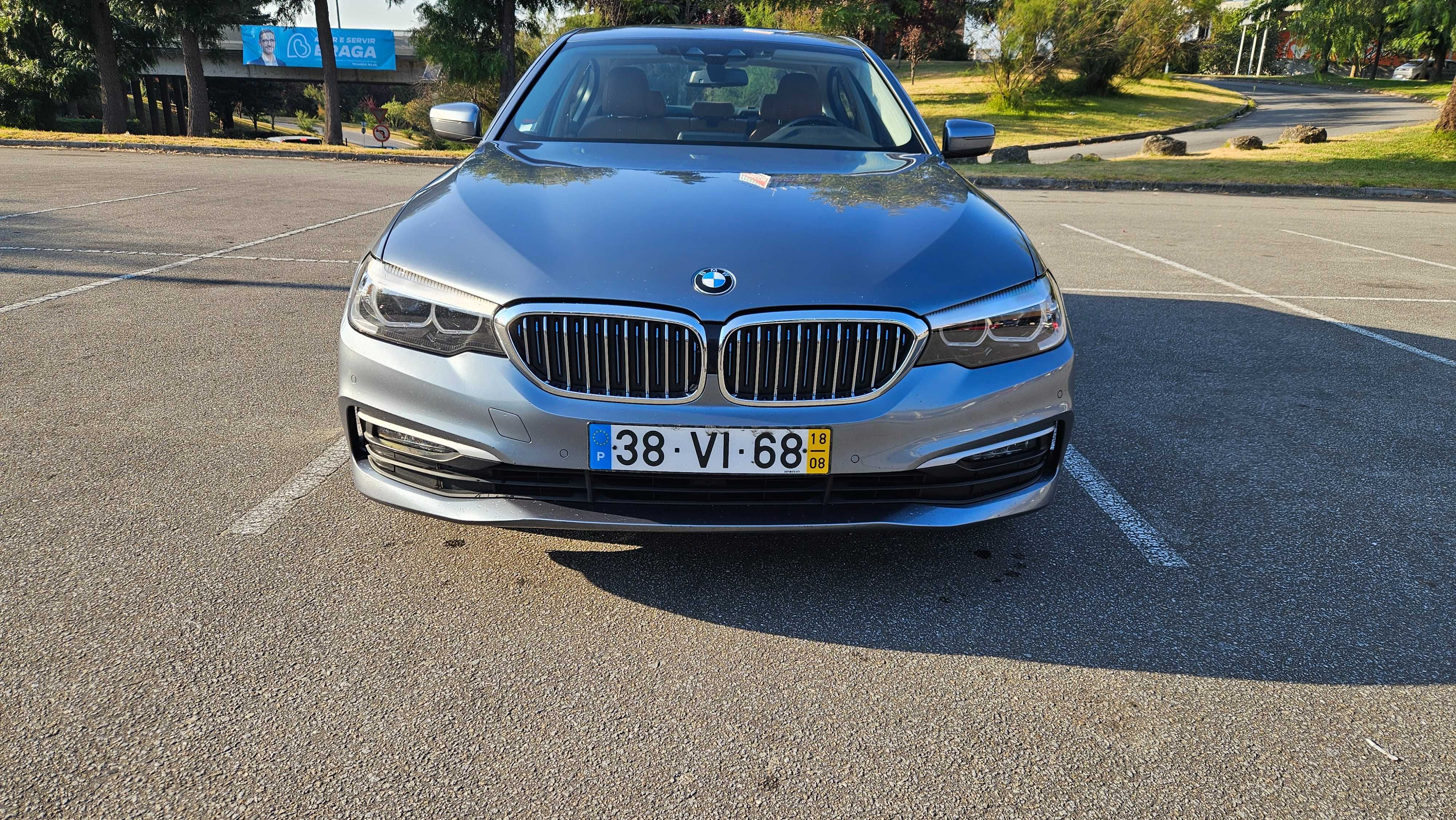 BMW 530e 2018 com IVA dedutível