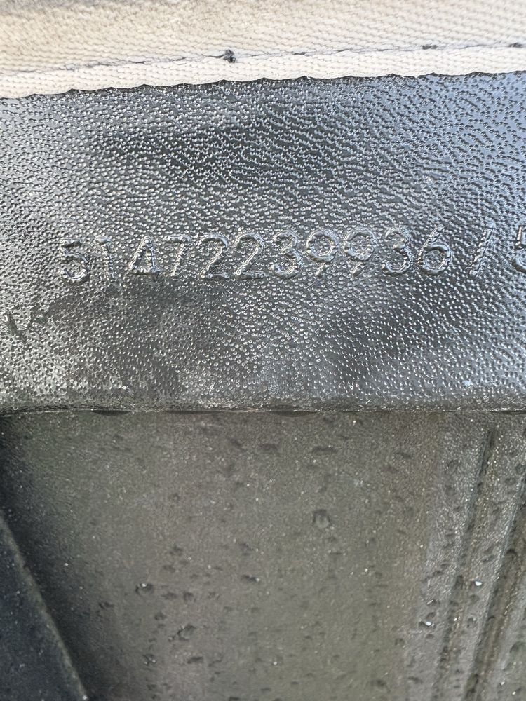 Mata/dywanik bagaznika do BMW (wiecej info w opisie)