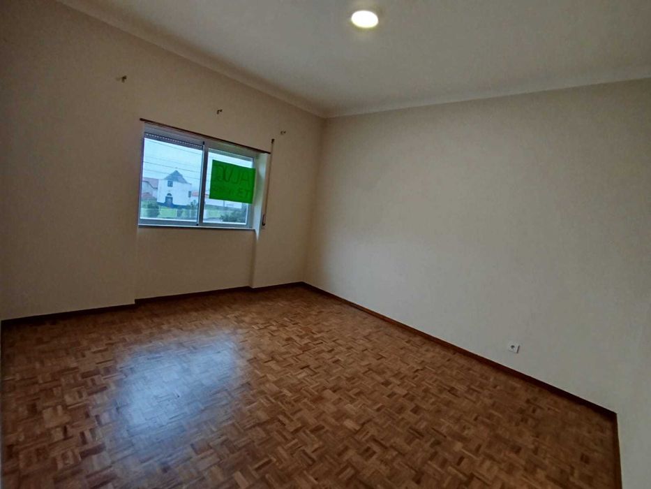 Arrenda-se apartamento T3, a 5 mins das Caldas da Rainha