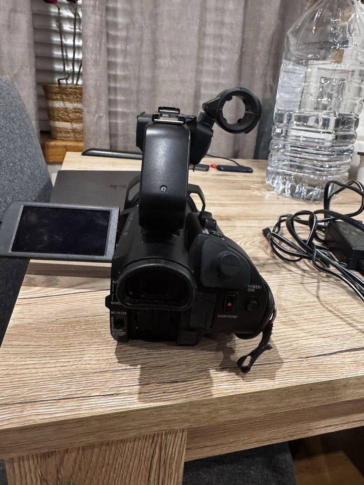 Sony PXW-X70 camcorder