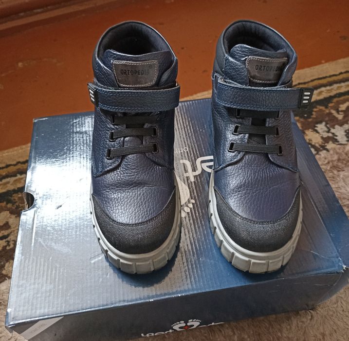 Ортопедичні демісізонне взуття