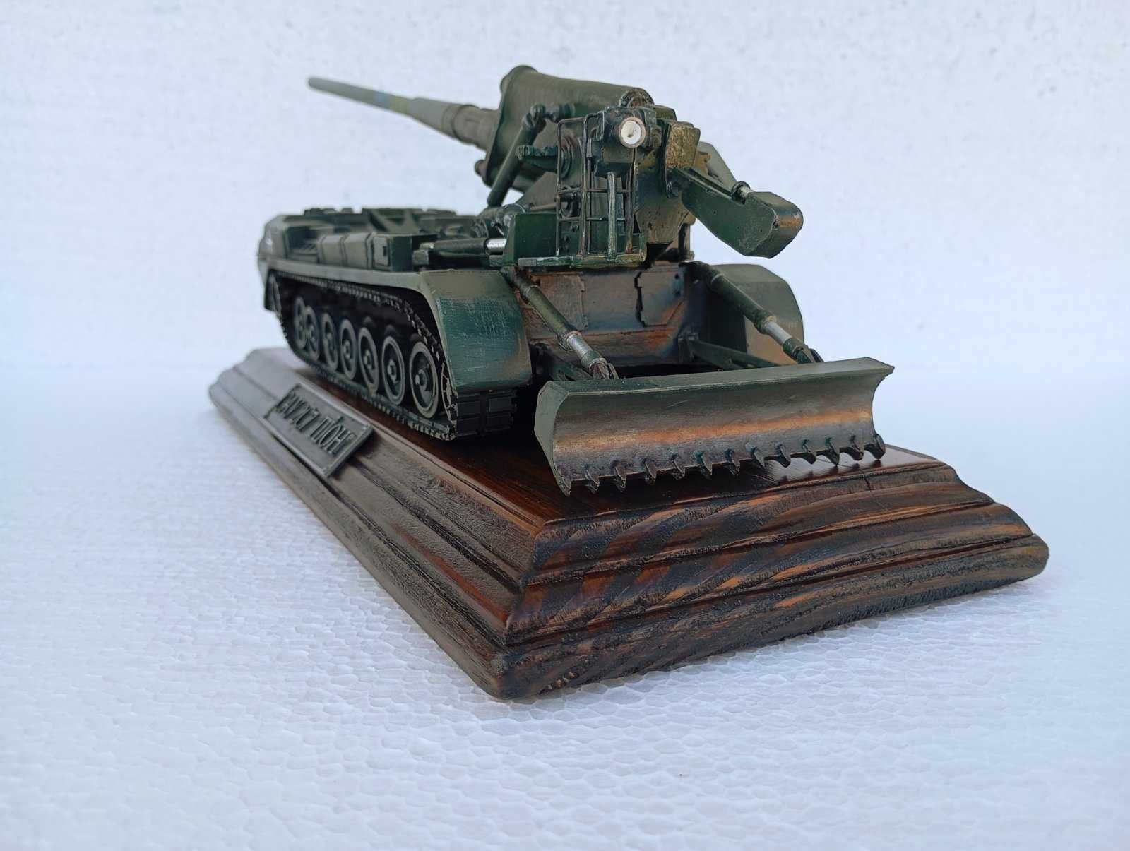 Модель військової техніки ЗСУ САУ 2S7"PION" масштабна модель 1:35