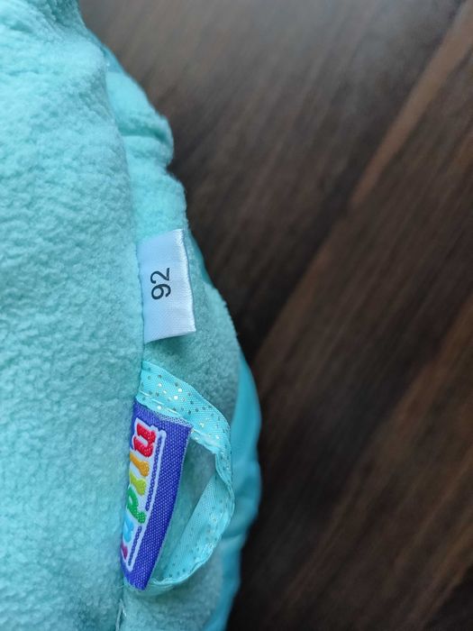 Kurtka zimowa ocieplana dla dziewczynki rozm. 92